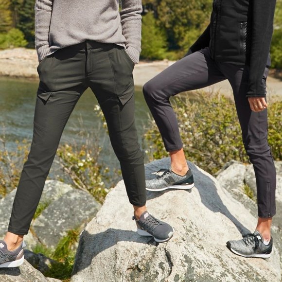 Athleta Pants - NEW NWOT! ATHLETA WANDER STASH SKINNY PANT stretch green w/thigh pockets sz 16